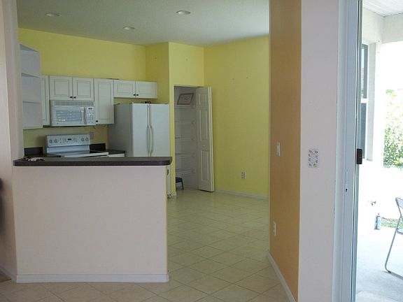 3rd image of 4790 48th Ave
