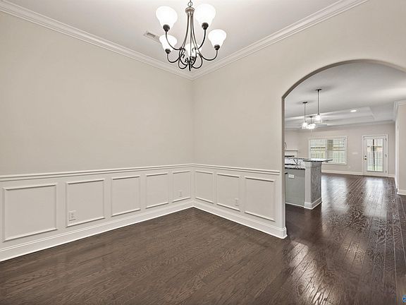 5th image of 603 Summerdawn Pl