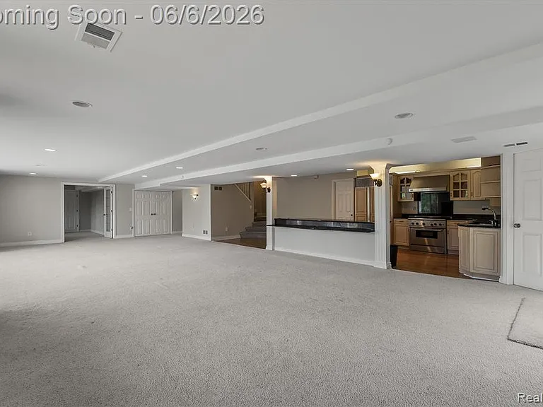 2962 Pheasant Ring Dr — Photo 49