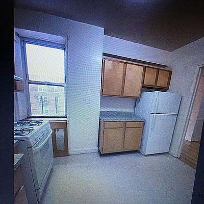 4th image of 41-72 Judge St #5F