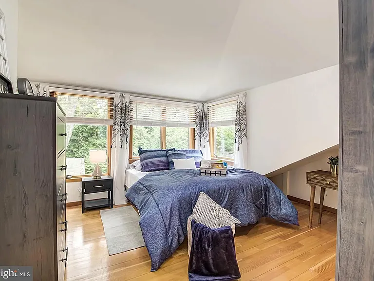 1121 Tyler Ave #1A — Photo 7