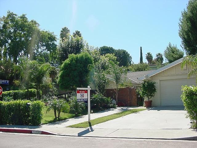 1st image of 4101 Aleman Dr