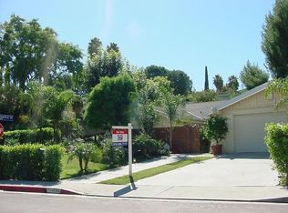 4101 Aleman Dr, Tarzana, CA 91356