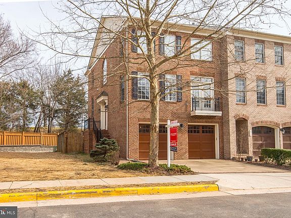 2nd image of 136 Herndon Mill Cir