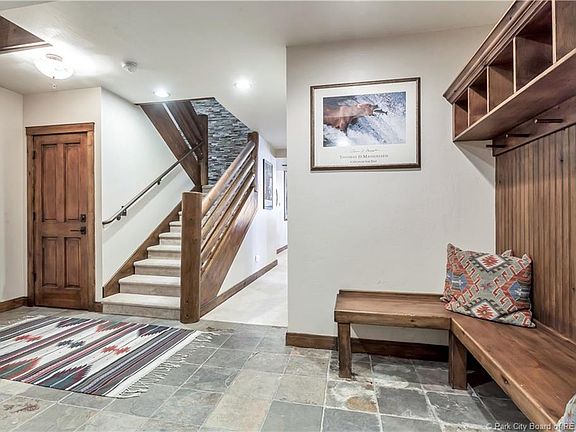 2nd image of 2100 Deer Valley Dr Unit 301