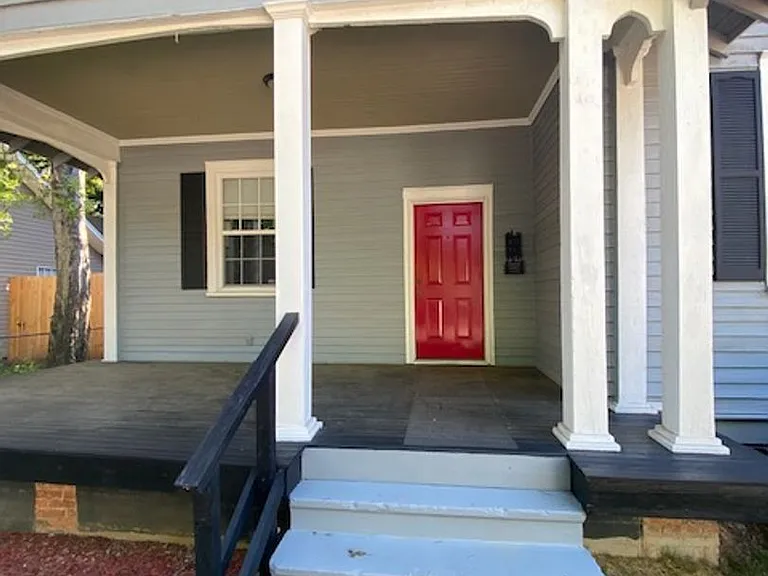 5 Magnolia St — Photo 2