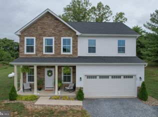 52 Fennec Fox Ln, Shenandoah Junction, WV 25442