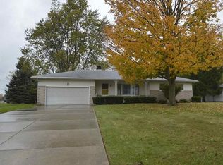 1020 Westlawn Dr, Fort Wayne, IN 46804