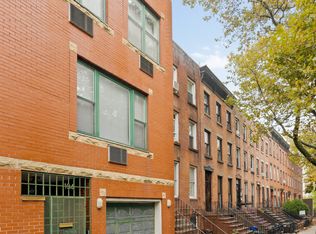 104 Waverly Ave, Brooklyn, NY 11205