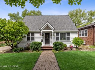 1012 N Ridge Ave, Arlington Heights, IL 60004