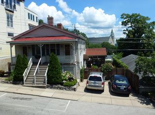 1042 Saint Paul Pl, Cincinnati, OH 45202