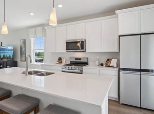 508 Oak Opening Dr, Stoughton, WI 53589