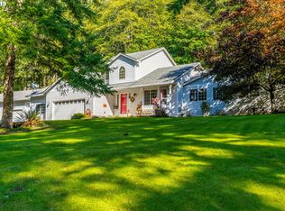 5252 Mount Brynion Rd, Kelso, WA 98626