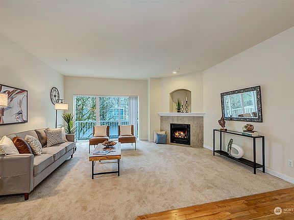 3rd image of 17922 NE 90th St