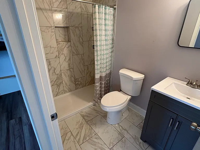 713 E Maple St #3 — Photo 8