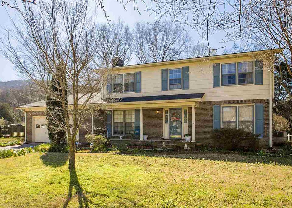 1st image of 9416 Valley Ln SE