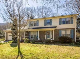 9416 Valley Ln SE, Huntsville, AL 35803