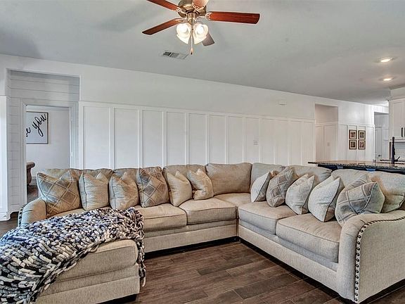 4th image of 1713 Tapadero Ln