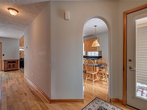 3rd image of 8611 Wrenwood Cir