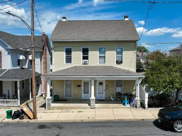 111 W Franklin St, Ephrata, PA 17522