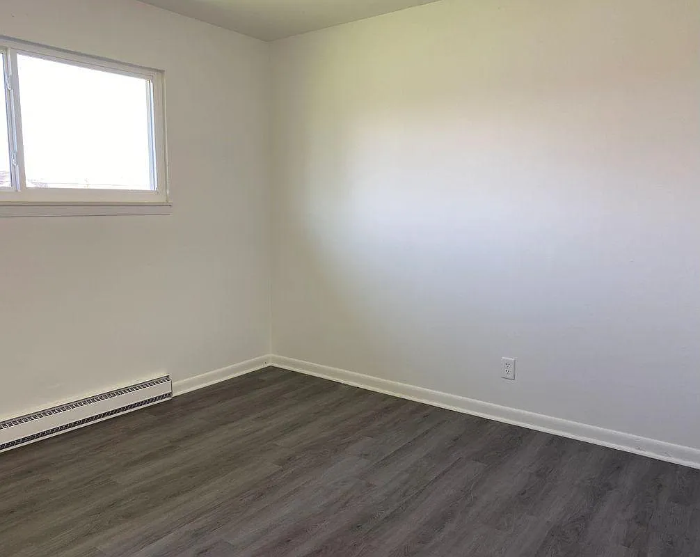 2 bed, 864 sqft, $830 — Photo 3