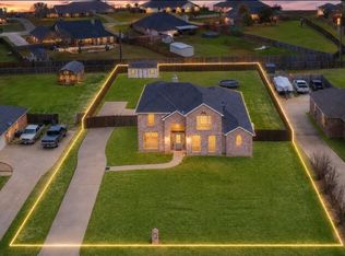 513 Timberside Dr, Terrell, TX 75161