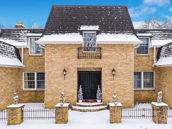 2nd image of 8971 Charington Ct NW