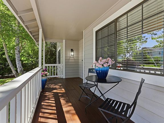 5th image of 1750 Severinsen St