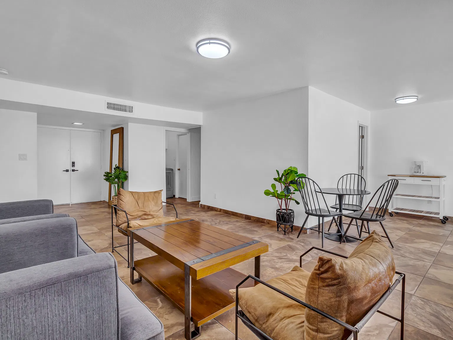 5 bed, $735 — Photo 4