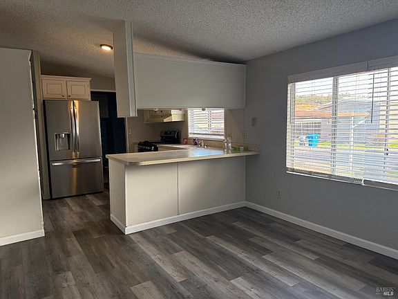 5th image of 5300 Rexford Way