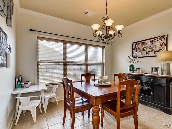 3rd image of 3711 Brook Highland Dr