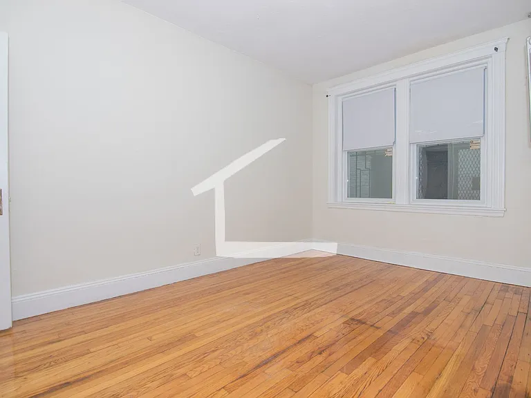 123 Sutherland Rd #F-1 — Photo 9