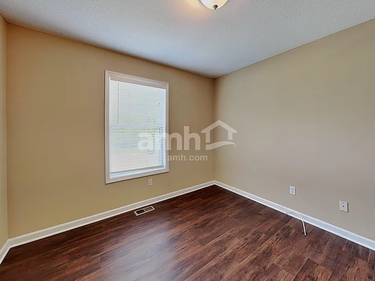 20 Michelle Ln — Photo 18