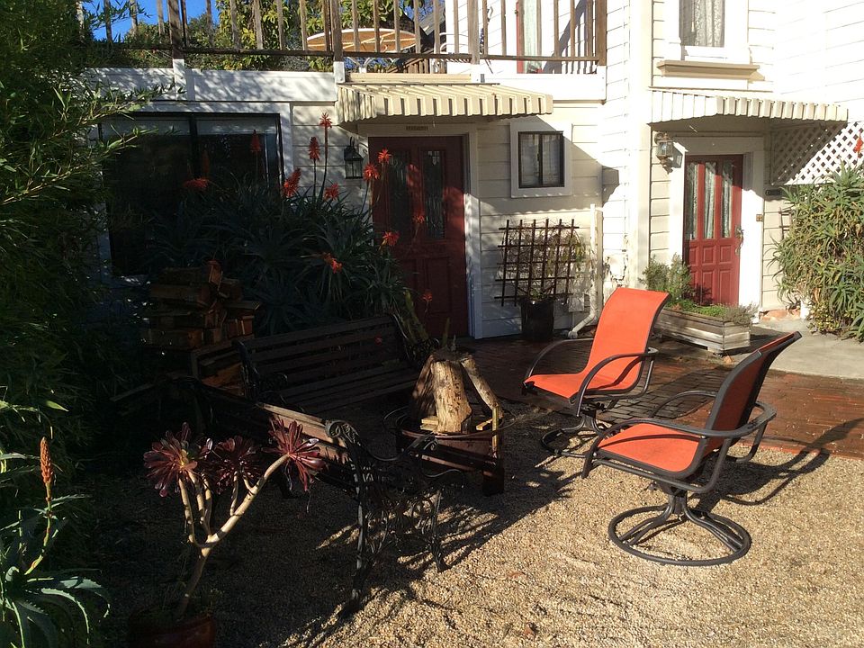 Yard and Entrance