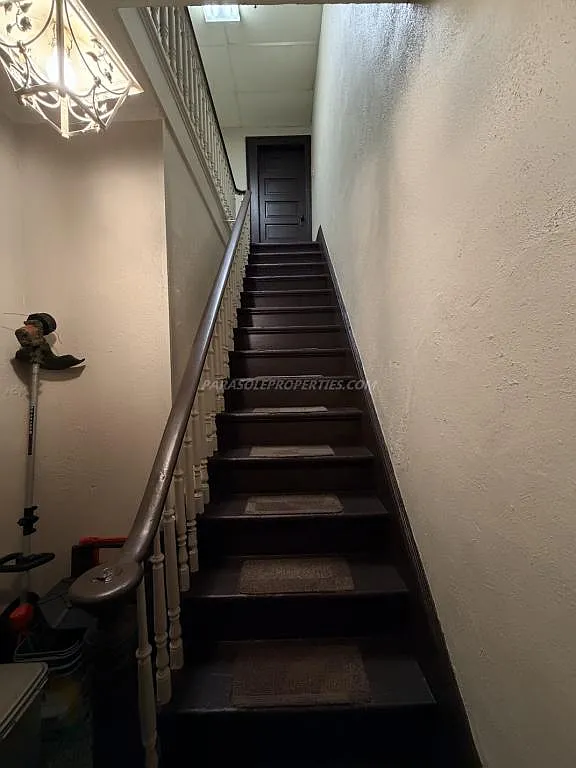 60 Canaan St — Photo 3