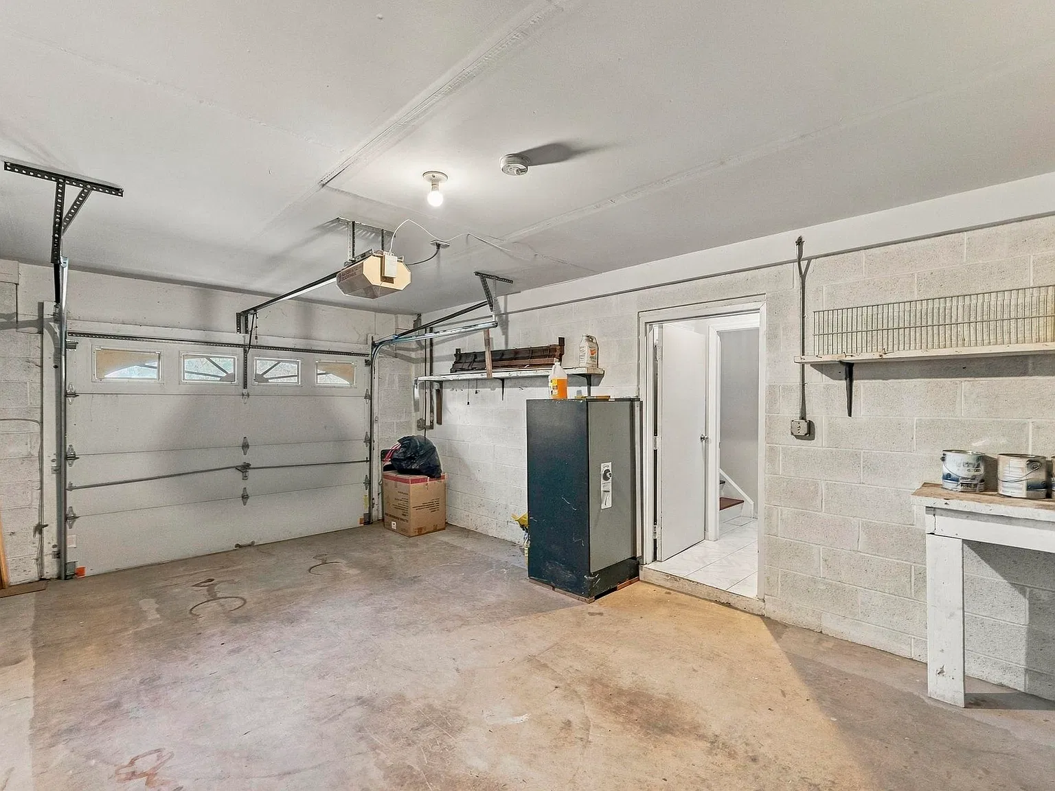 3 bed, 2.5 bath, 2186 sqft, $4,350 — Photo 3
