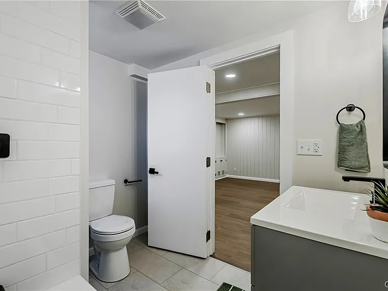 63 Higby Rd — Photo 39