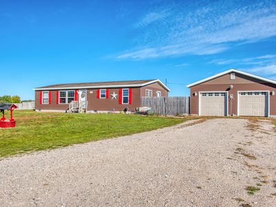 21044 Nelson Rd, Merrill, MI, 48637