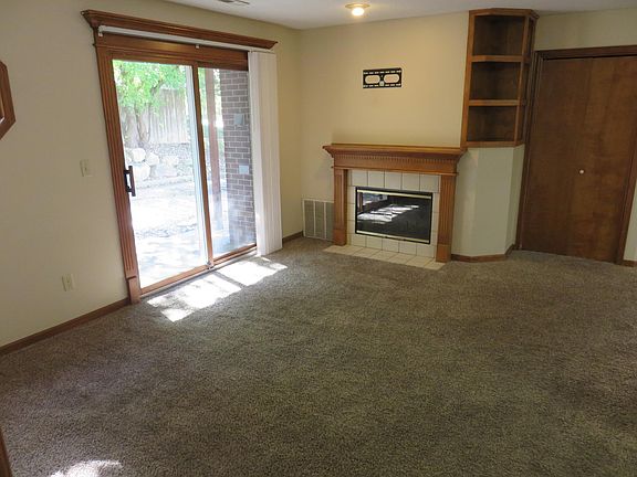 4th image of 3615 61st St APT 1