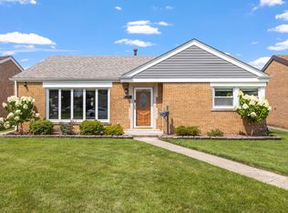 9628 S Knox Ave, Oak Lawn, IL 60453
