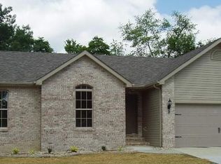 120 Steven Dr #MARK, Troy, IL 62294