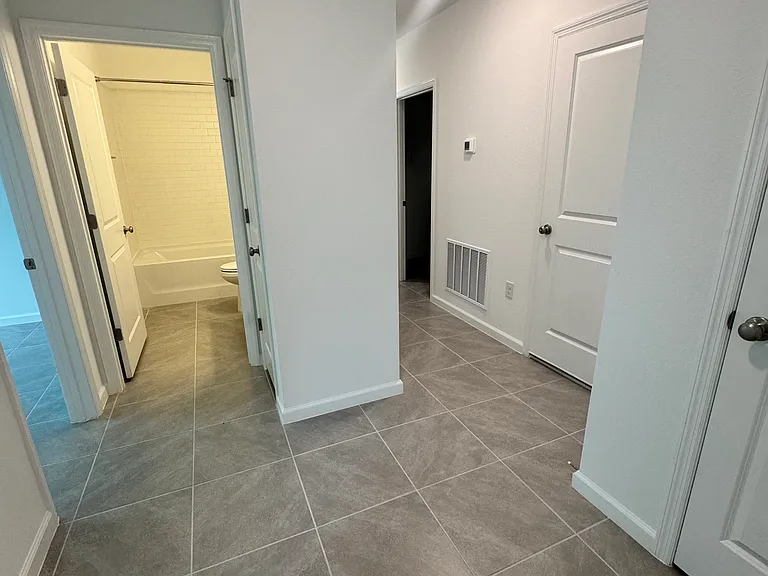 8042 SW Highway 484 — Photo 22