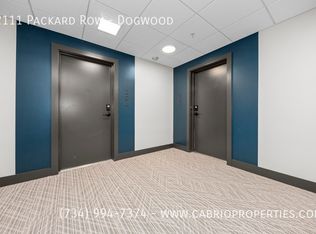 2111 Packard St, Ann Arbor, MI 48104