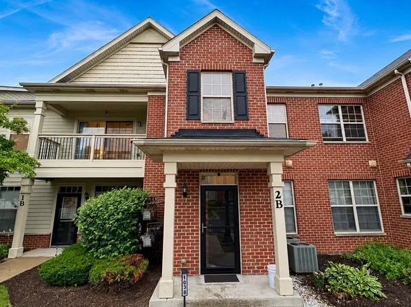 1038 Swift Rd Unit 2B, Glen Ellyn, IL 60137