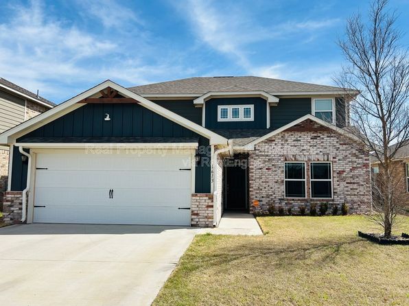 1613 Crimson Lake Blvd