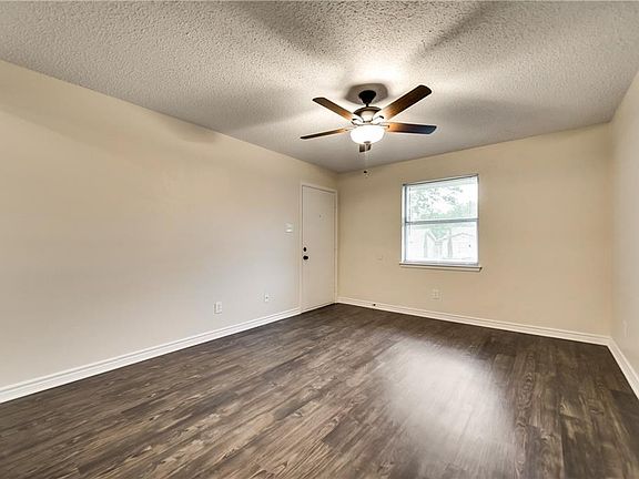 4th image of 1505 Harvest Hill Ln
