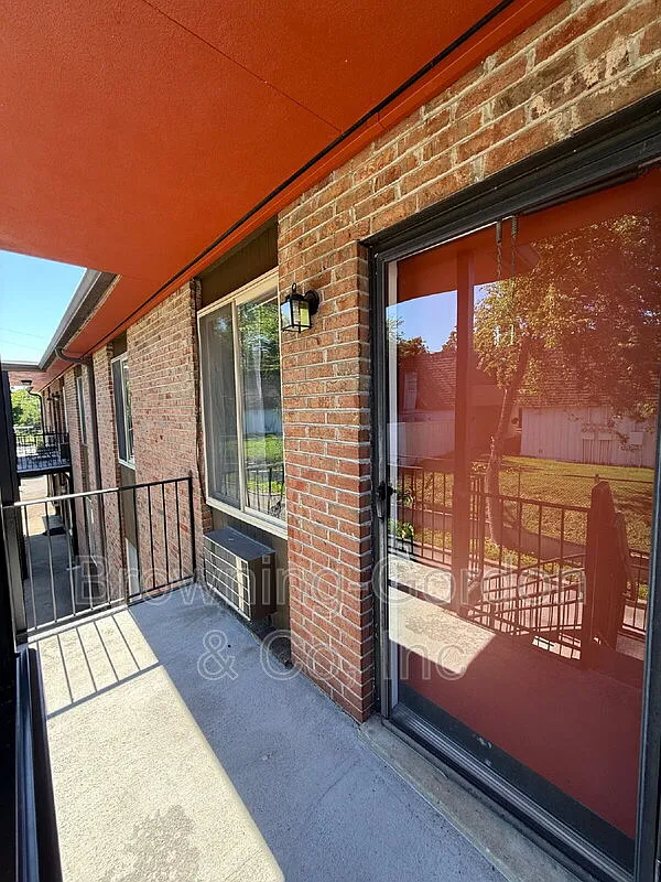 1 bed, 1.0 bath, 600 sqft, $1,300 — Photo 4