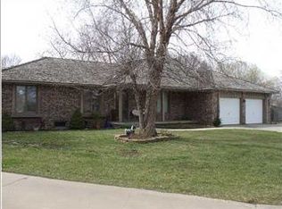 219 S Shefford Ct, Wichita, KS 67209