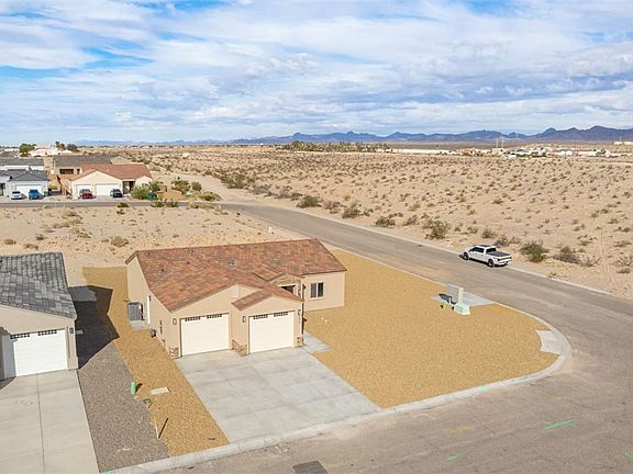 5th image of 2239 E Hammer Lane