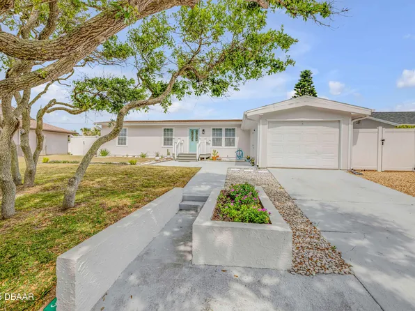 4443 Doris Dr, New Smyrna Beach, FL 32169